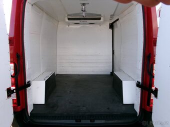 RENAULT MASTER 2,3DCI CHLADÍRENSKÝ 11/2016 CZ DPH 4x - 12