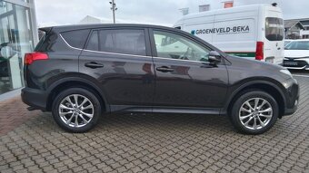 Toyota RAV 4 2.0i 4x4 Edition benzín 111kw - 12