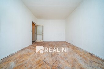 Prodej bytu 2+1 s novou zasklenou lodžií, 58 m2, Karviná, ul - 12