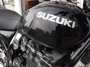 Suzuki GSX 750 Inazuma - 12