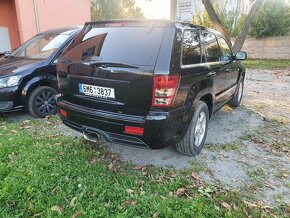 Jeep Grand Cherokee 5,7 Hemi SRT - 12