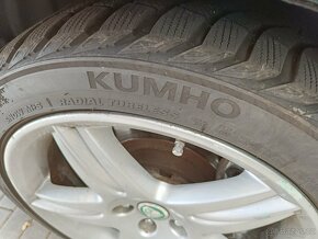 Zimní pneu, dvourozměrné pneumatiky 245/40/18 a 275/35/18 - 12