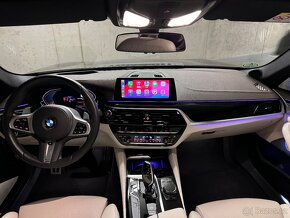 BMW 540d xDrive - 12