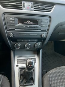 Prodám Škoda Octavia 3 1,6 tdi 4x4 tažné zařízení - 12