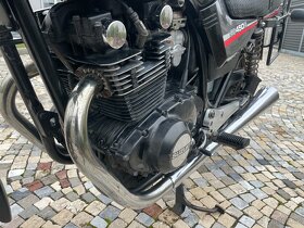 Suzuki GS 450 E rok 1987 - 12