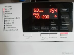 ÚZKÁ PRAČKA AEG S VRCHNÍM PLNĚNÍM-1-6KG,STÁŘÍ 2 ROKY,LCD ,CZ - 12