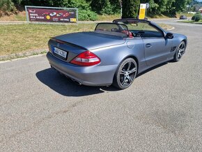 Mercedes Benz SL500 V8 - 12