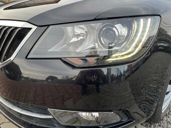 SUPERB,TDI,2014,103KW,DSG,NAV,BIXEN,LED,TEMP,SERVIS ŠKODA - 12