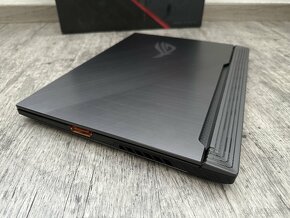 HERNÍ ASUS ROG Strix- i7/RTX/SSD/16GB/RGB kl. - 12