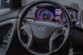 Hyundai i30 1.6 GDI DOHC Dynamic - 12