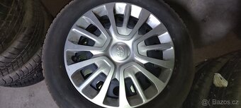 17" zimni sada Toyota CHR 215/60 R17 5x114,3 TMPS - 12