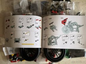 Stavebnice motocyklu Ducati kompatibilní s LEGO - 12