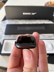 Rezervováno - Apple Watch SE 44mm - 12