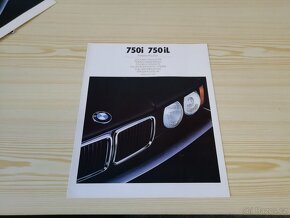 BMW E32 750iL - set katalogů - doprava v ceně - 12