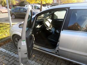 Opel Zafira 1.8 i LPG - 12