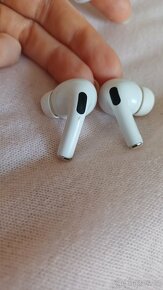 Apple příslušenství - sluchátka, myš, obal, kabel - 12