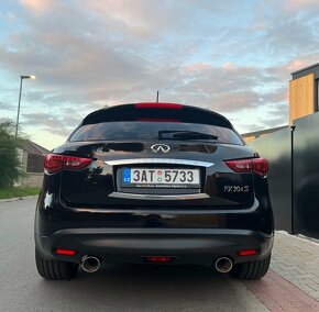 Infiniti FX30S 2013 TOP STAV 127 tis. km - 12