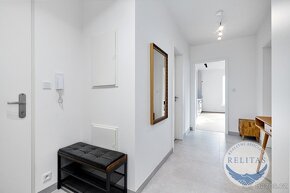 Pronájem bytu 2+kk 67 m² - 12