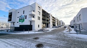 Pronájem bytu 2+1 (55,4m2) se sklepem (2,2m2), balkonem a vy - 12