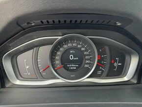 Volvo V60, 2.0 D, 116tis km, 2017, velmi pěkný stav - 12