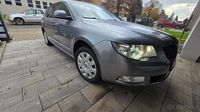 Superb 2.0 Tdi 103kw, 4x4, DSG, EXCLUSIVE - 12