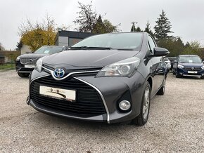 Toyota Yaris Hybrid 1.5 54kw 1.Majitel - 12