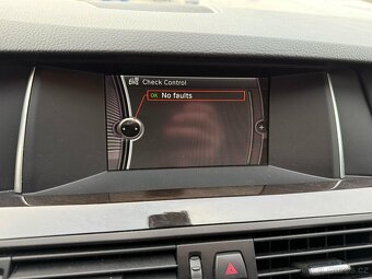 BMW 520i 135 kW F10 – 2014 – Automat - 12