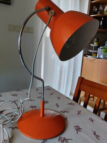 Retro kovová lampa - 12