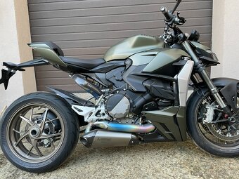 Ducati streetfighter V2 - 12