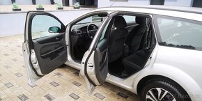 Ford Focus Kombi 1,6i - 85kw. Ghia. STK+EM do 5/2026 - 12