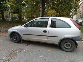 Opel Corsa C 1.0  43kW - 12