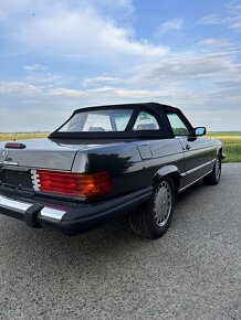 Mercedes Benz R107 560SL - 12