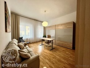 Dům v centru Kroměříže (169 m2) se zahradou a celkovou ploch - 12