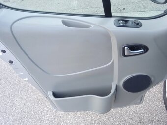 OPEL VIVARO 2,5 CDTI LONG 107kW RV2011 VELKÁ VÝBAVA 1MAJITEL - 12