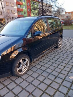 Volkswagen Touran 2.0 tdi kw 125 rok 2007 - 12