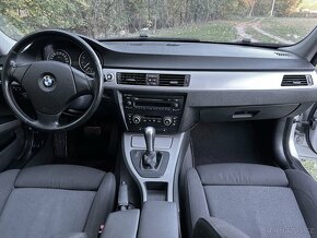 BMW e90 330xi A/T,DKLIMA,TEMP,ŠÍBR,2xSADA ALU,ROZVODY,SERVIS - 12