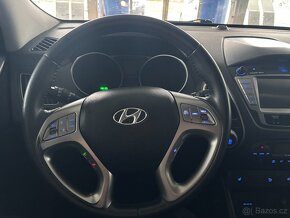 Hyundai ix35 2,0 CRDI 135kW,4X4,SERVISKA,ČR - 12