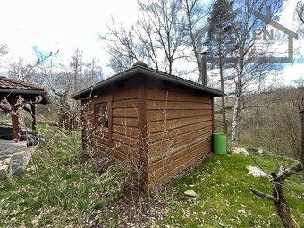 Zahrada s chatou, pergolou, skleníkem a kolnou (602 m2) - Ta - 12