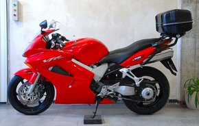 Honda VFR 800 - hezký stav, žádné úpravy - AKCE ZIMA - 12