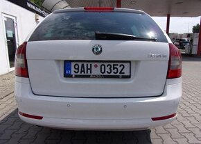 Škoda Octavia 1.6 TDI Elegance Edition Combi nafta manuál - 12