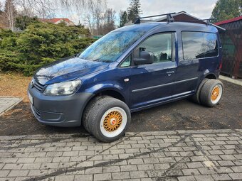 Volkswagen Caddy 1.6 TDI 75kw 5 míst tažné zařízení, hagusy - 12