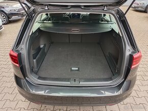 VW Passat B8 2.0TDI 110kW DSG Webasto Virtual Full LED Tažné - 12