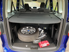 FORD TOURNEO COURIER - 12