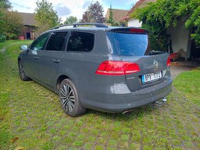 VW Passat B7 TDI DSG - 12