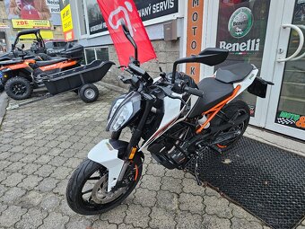 KTM 125 Duke, po servisu, původ ČR, padací rám, 1. majitel - 12