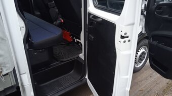 IVECO DAILY 35S14 2,3HPi100kw,rv2019,DOUBLE CAB/SHRNOVAČKA - 12