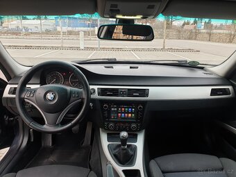 BMW E90 320d xDrive - 12