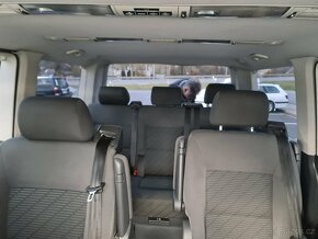 VW MULTIVAN 2.0 TDi 103-KW COMFORTLINE DSG SERVISKA RV 2013 - 12