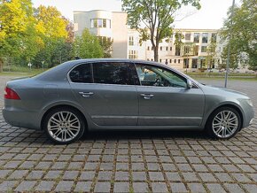 Škoda Superb II 2.0 TDI 125kw - 12