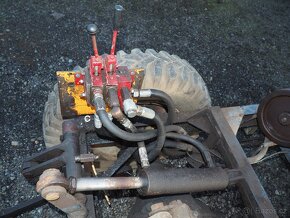 Malotraktor - podvozek s hydraulikou - možnost dovezení - 12